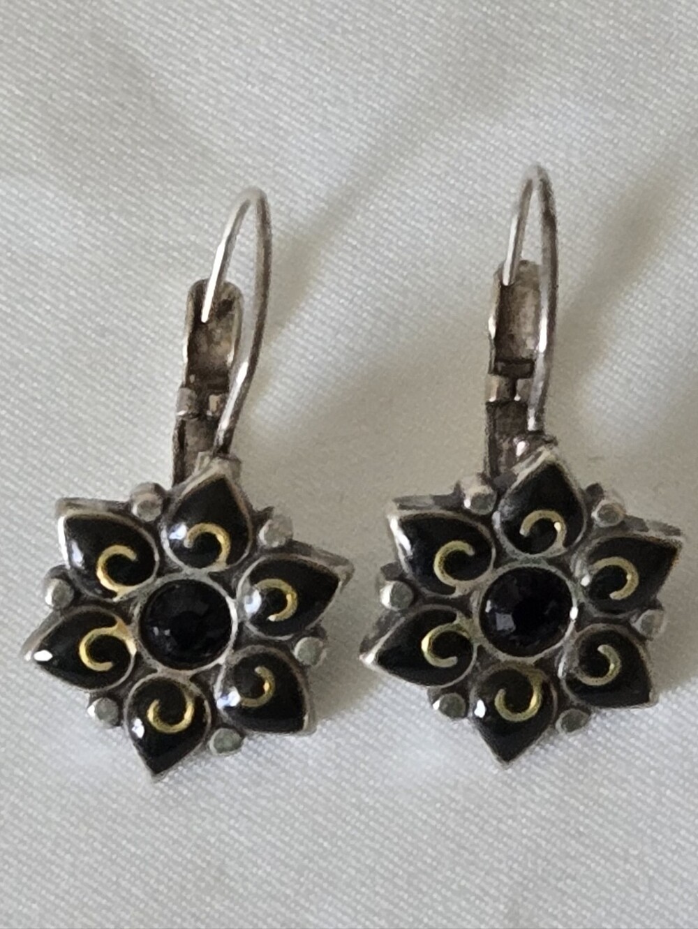 Brighton Garden of Eden Black Earrings